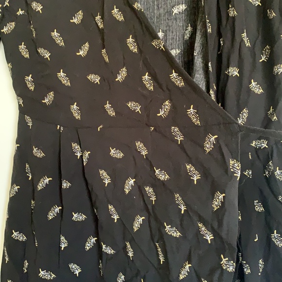 Wrap around tie dress blouse - Picture 4 of 5